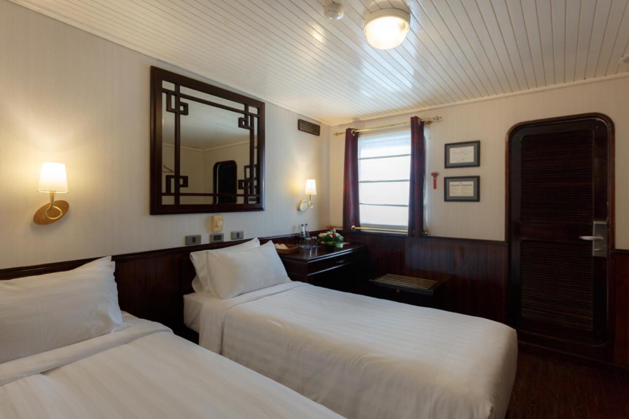 Emeraude Classic Cruises Hạ Long-öböl Kültér fotó