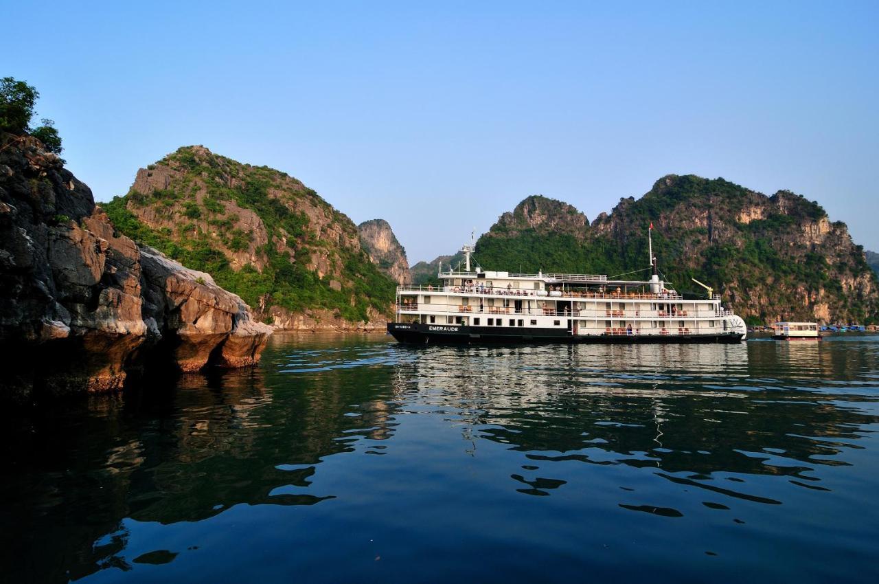 Emeraude Classic Cruises Hạ Long-öböl Kültér fotó